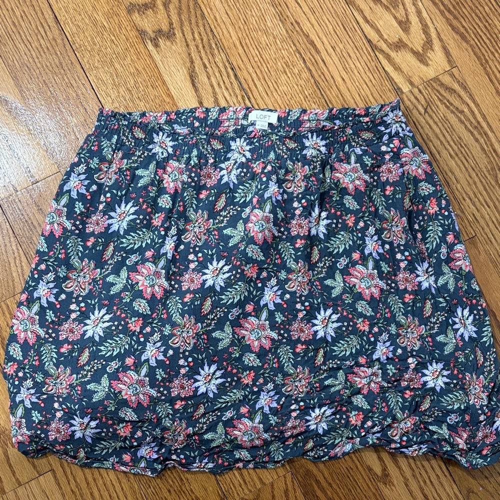 LOFT Floral Mini Skirt - grey background with florals